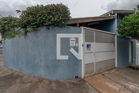 Fachada e placa de casa para alugar com 3 quartos, 400m² em Jardim Dal’orto, Sumaré