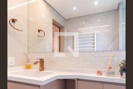 Apartamento à venda com 89m², 2 quartos e 1 vagaBanheiro da Suíte 1