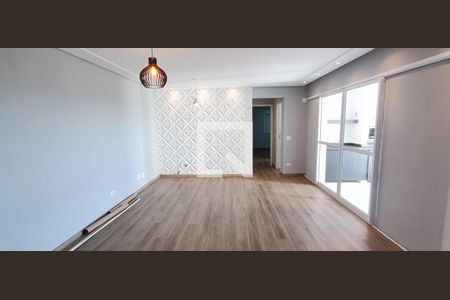 Sala de apartamento para alugar com 3 quartos, 92m² em Parque Esplanada, Embu das Artes