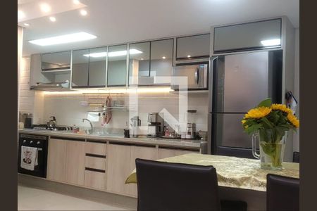 Cozinha de apartamento à venda com 2 quartos, 70m² em Estância Velha, Canoas
