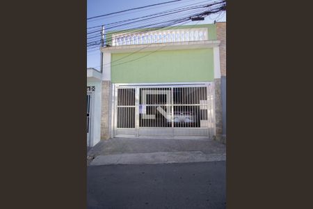Fachada de casa à venda com 3 quartos, 157m² em Vila Pirituba, São Paulo