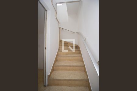 Escada de casa à venda com 3 quartos, 157m² em Vila Pirituba, São Paulo