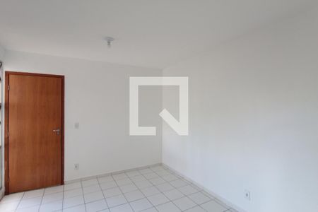 Sala de apartamento à venda com 2 quartos, 47m² em Frei Leopoldo, Belo Horizonte