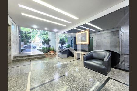 Hall de entrada de kitnet/studio para alugar com 1 quarto, 40m² em Savassi, Belo Horizonte