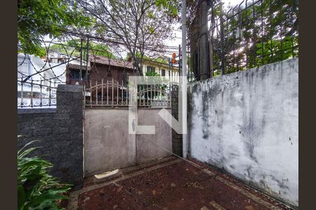 Casa à venda com 160m², 4 quartos e 4 vagasFachada