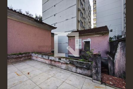 Casa à venda com 160m², 4 quartos e 4 vagasTerraço