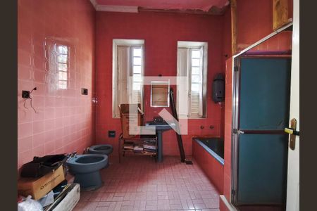 Casa à venda com 160m², 4 quartos e 4 vagasBanheiro 2