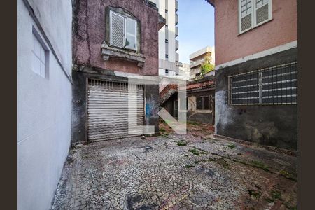 Casa à venda com 160m², 4 quartos e 4 vagasQuintal