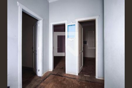 Casa à venda com 160m², 4 quartos e 4 vagasCorredor