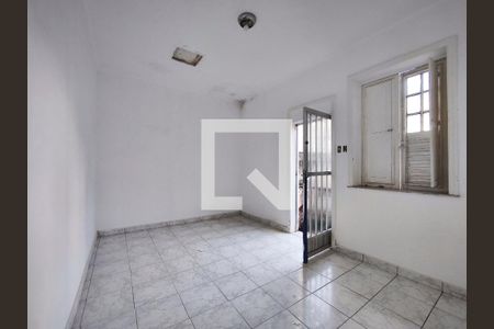 Casa à venda com 160m², 4 quartos e 4 vagasSala