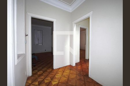 Sala de casa à venda com 4 quartos, 160m² em Tijuca, Rio de Janeiro