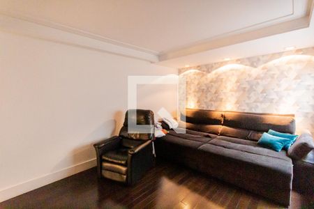 Sala de TV de casa à venda com 4 quartos, 470m² em Jardim, Santo André