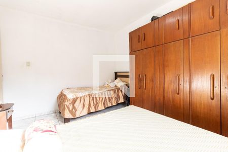 Quarto 1 de casa à venda com 2 quartos, 160m² em Vila Moraes, São Paulo