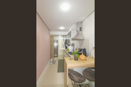 Cozinha de casa de condomínio à venda com 3 quartos, 88m² em Rio Branco, Canoas