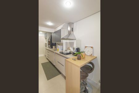 Cozinha de casa de condomínio à venda com 3 quartos, 88m² em Rio Branco, Canoas