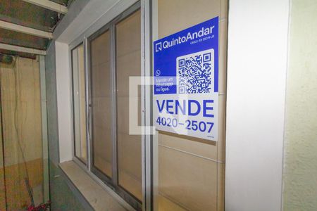 Placa instalada de casa de condomínio à venda com 3 quartos, 88m² em Rio Branco, Canoas