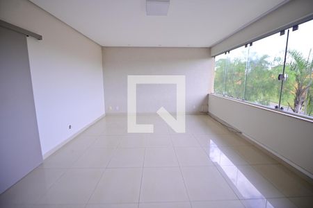 Sala 2 de casa de condomínio para alugar com 3 quartos, 615m² em Alphaville Araguaia, Goiânia