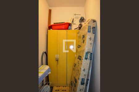 Quarto de Serviço de apartamento à venda com 2 quartos, 63m² em Centro Histórico, Porto Alegre