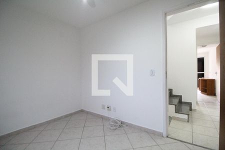 Quarto de casa de condomínio para alugar com 3 quartos, 105m² em Pechincha, Rio de Janeiro