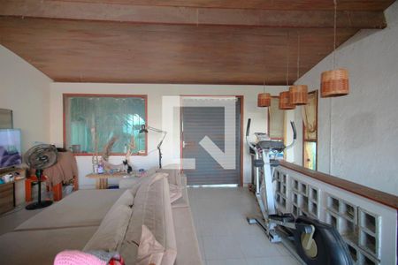 Sala de casa à venda com 2 quartos, 232m² em Havaí, Belo Horizonte