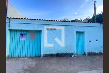 Fachada de casa à venda com 2 quartos, 232m² em Havaí, Belo Horizonte