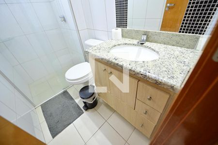 Banheiro de apartamento para alugar com 1 quarto, 30m² em Setor Leste Universitário, Goiânia