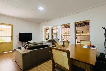 Sala de casa à venda com 3 quartos, 190m² em Jardim Maia, Guarulhos