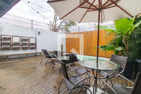 Área comum de casa à venda com 4 quartos, 262m² em Camaquã, Porto Alegre