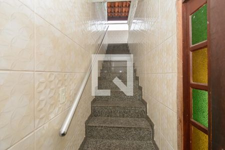 Casa 2 - Acesso de casa à venda com 6 quartos, 500m² em Água Branca, Contagem