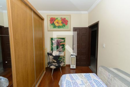 Casa 2 - Quarto 2 de casa à venda com 6 quartos, 500m² em Água Branca, Contagem