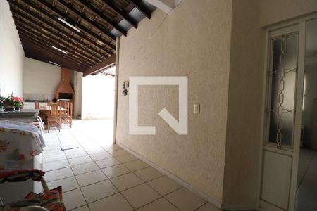 Área de Serviço de casa para alugar com 7 quartos, 456m² em Presidente Roosevelt, Uberlândia