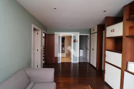 Sala 2 de casa à venda com 6 quartos, 707m² em Jardim Guanabara, Rio de Janeiro