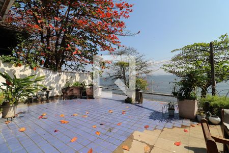 Varanda de casa à venda com 6 quartos, 707m² em Jardim Guanabara, Rio de Janeiro