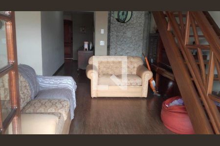 Casa à venda com 4 quartos, 360m² em Jardim Guanabara, Rio de Janeiro