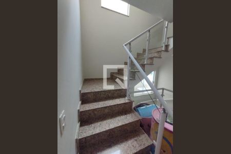 Casa à venda com 3 quartos, 405m² em Jardim Progresso, Santo André