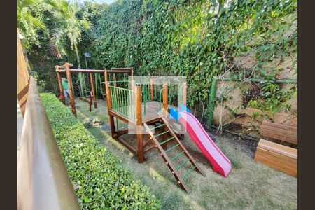 Apartamento à venda com 80m², 2 quartos e 1 vagaÁrea Comum Playground