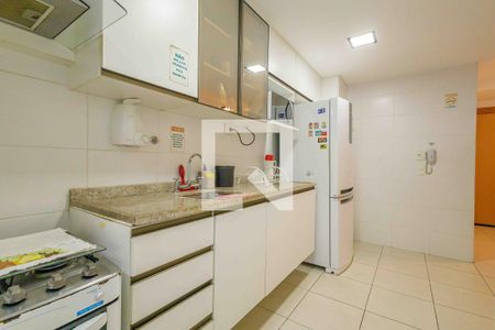 Apartamento à venda com 80m², 2 quartos e 1 vagaCozinha