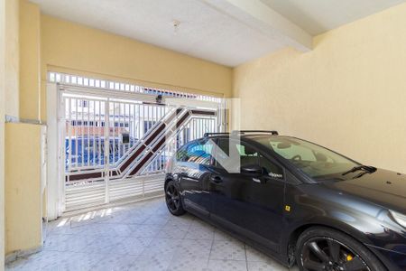 Garagem de casa à venda com 4 quartos, 150m² em Parque Cruzeiro do Sul, São Paulo