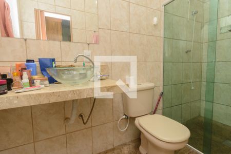 Banheiro da Suíte de casa à venda com 4 quartos, 180m² em Milionários, Belo Horizonte