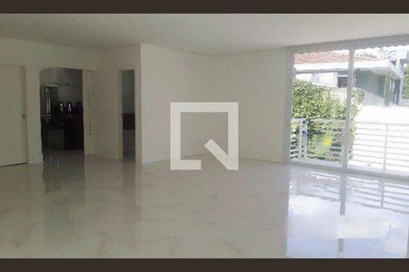 Casa à venda com 4 quartos, 630m² em Jardim Marajoara, São Paulo
