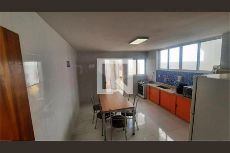 Casa à venda com 4 quartos, 170m² em Jardim da Gloria, São Paulo