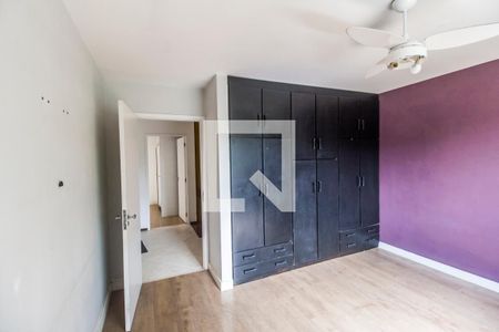 Casa de condomínio à venda com 340m², 3 quartos e 2 vagas Casa de condomínio à venda com 340m², 3 quartos e 2 vagasSuíte 2