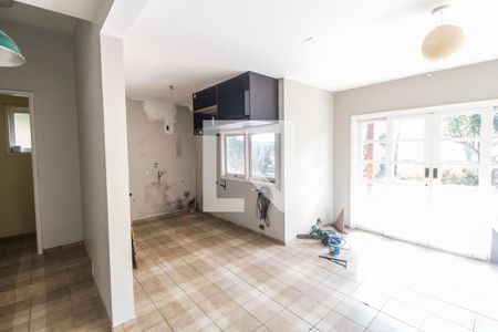 Casa de condomínio à venda com 340m², 3 quartos e 2 vagas Casa de condomínio à venda com 340m², 3 quartos e 2 vagascozinha 2