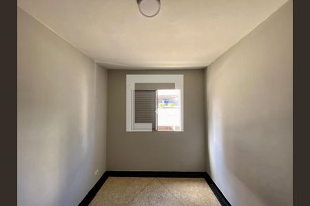 Quarto 2 de apartamento para alugar com 2 quartos, 40m² em Guilhermina, Praia Grande