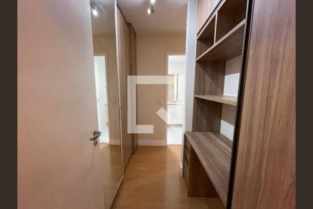 Apartamento para alugar com 107m², 4 quartos e 2 vagasCloset do Quarto 01