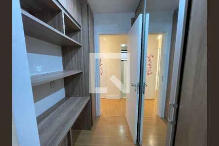 Apartamento para alugar com 107m², 4 quartos e 2 vagasCloset do Quarto 01