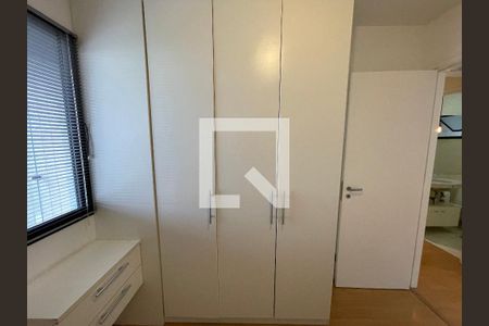 Apartamento para alugar com 107m², 4 quartos e 2 vagasQuarto 04