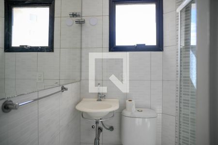 Banheiro - Suite de apartamento para alugar com 3 quartos, 70m² em Vila Brasilio Machado, São Paulo