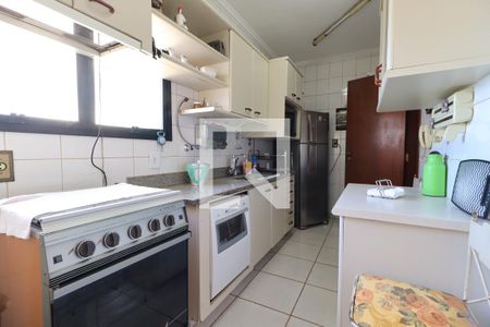 Cozinha de apartamento para alugar com 2 quartos, 107m² em Centro, Ribeirão Preto