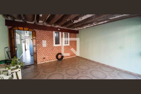 Garagem de casa à venda com 4 quartos, 150m² em Umuarama, Osasco
